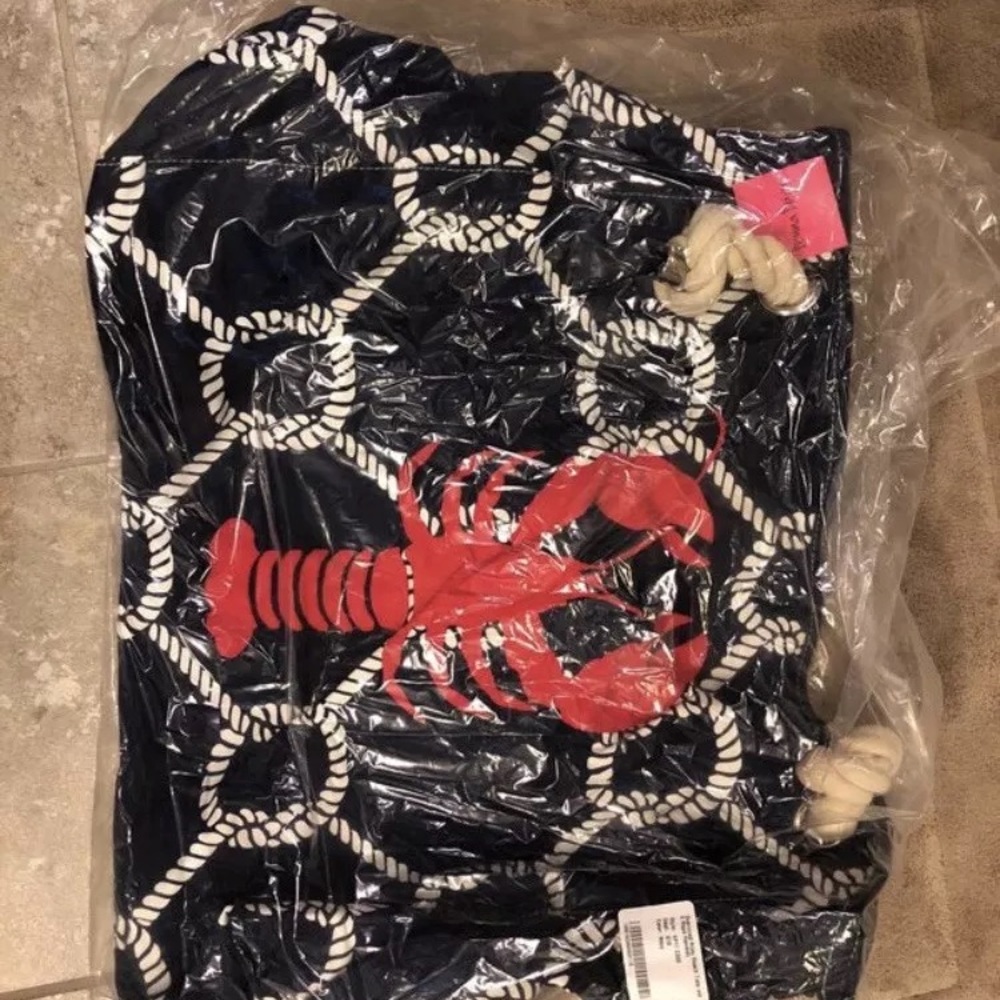 Large Donna Dixon lobster beach bag. NWT